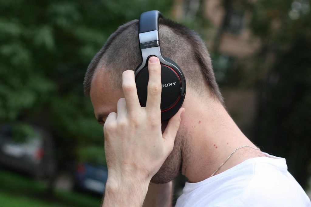 Sony WH-1000XM5 Review: I Tested It for 30 Days (Honest Verdict)