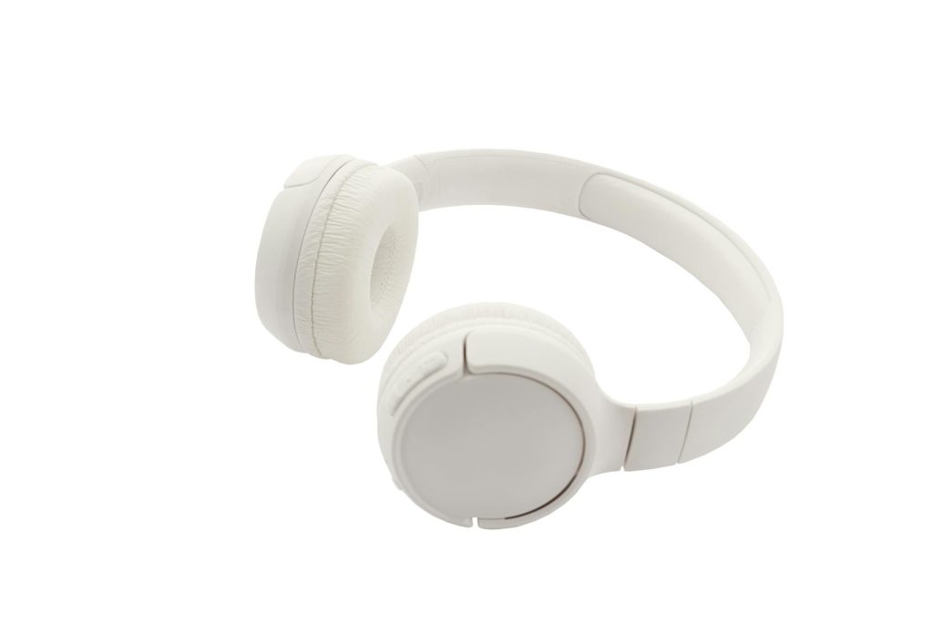 Best Wireless Headphones Under 300 2026