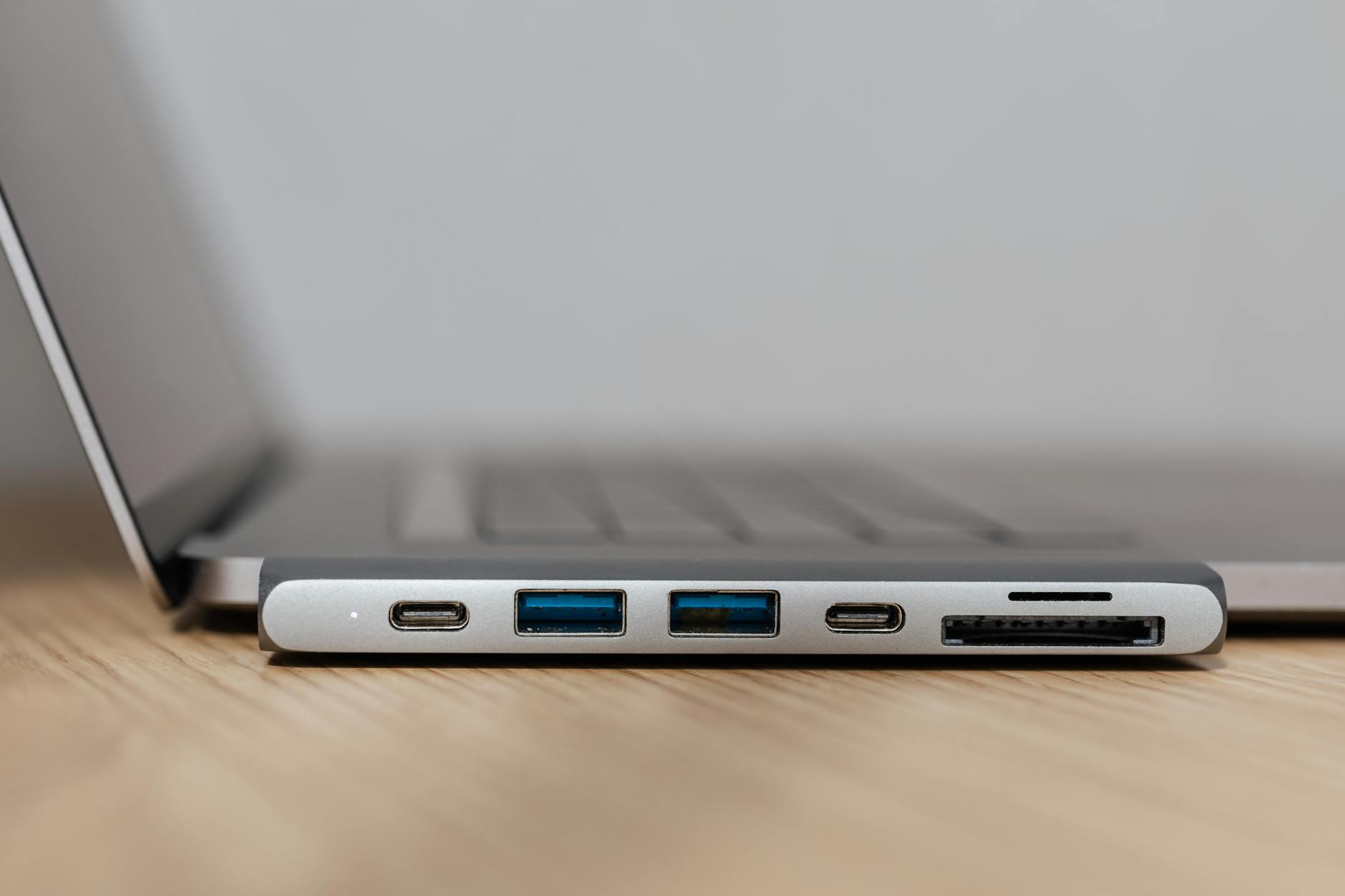 Best USB-C hubs for laptops
